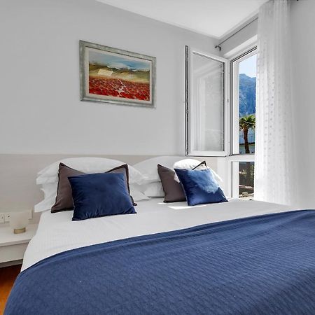 Luxury City Center Apartments Макарська Екстер'єр фото